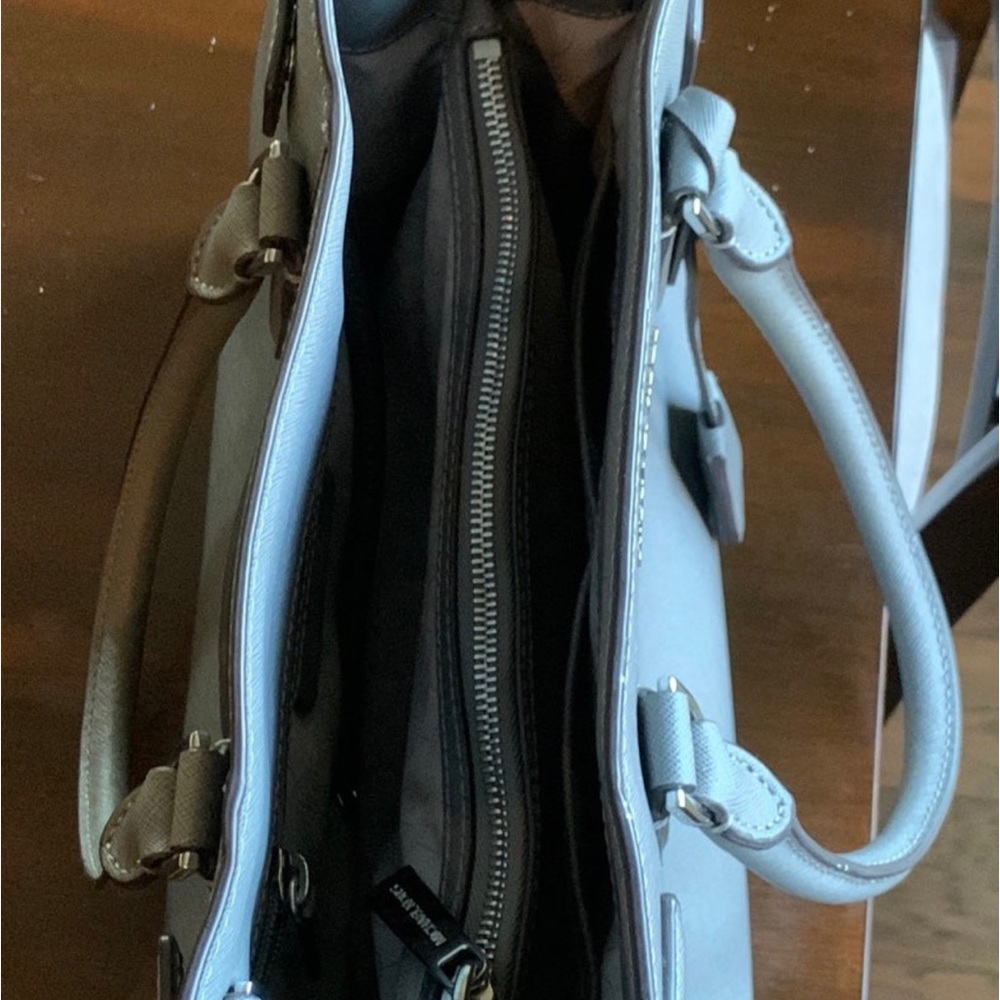 Michael Kors purse - Picture 8 of 9